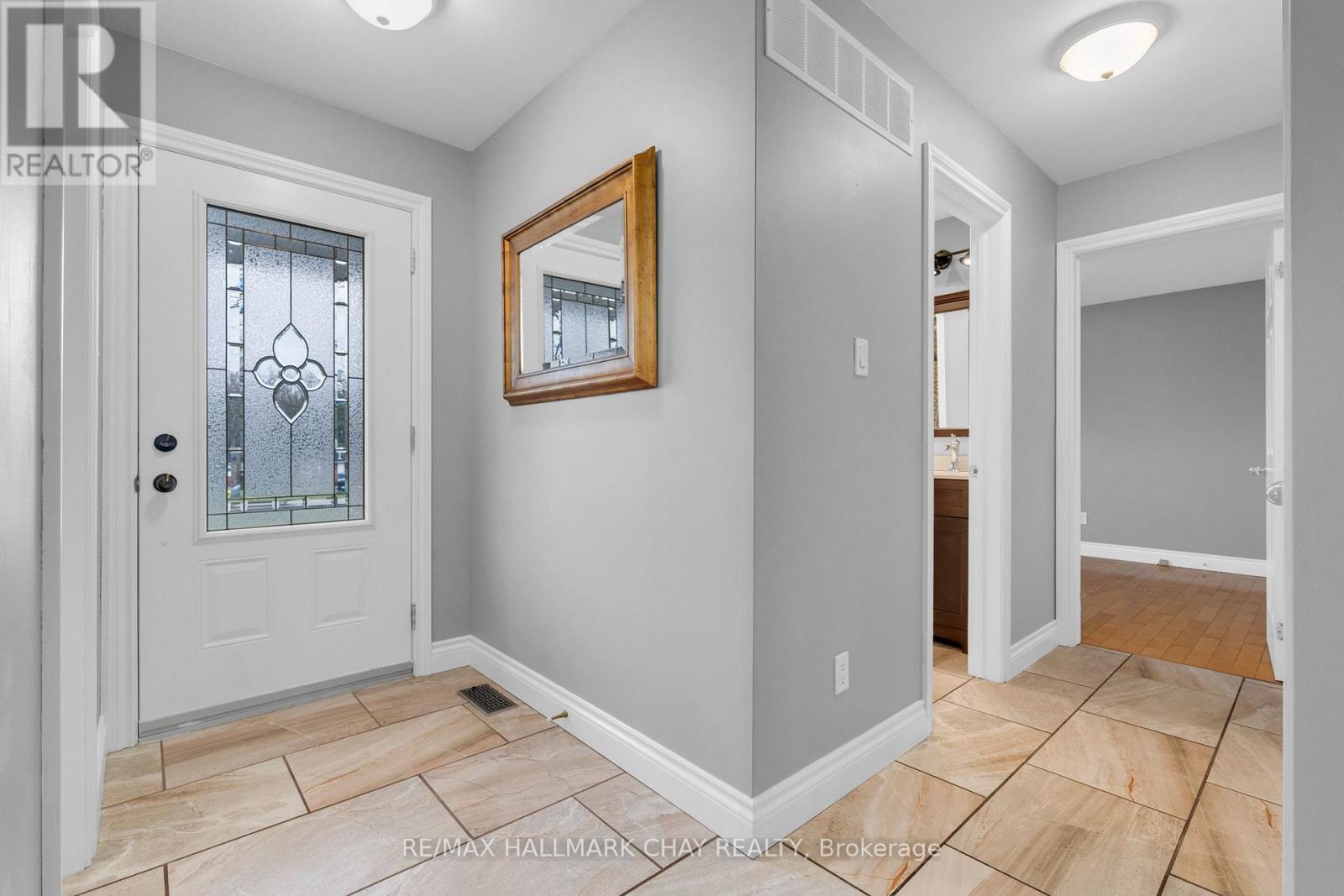 30 Jodies Lane, Springwater (Midhurst), Ontario  L0L 1X1 - Photo 5 - S13012008