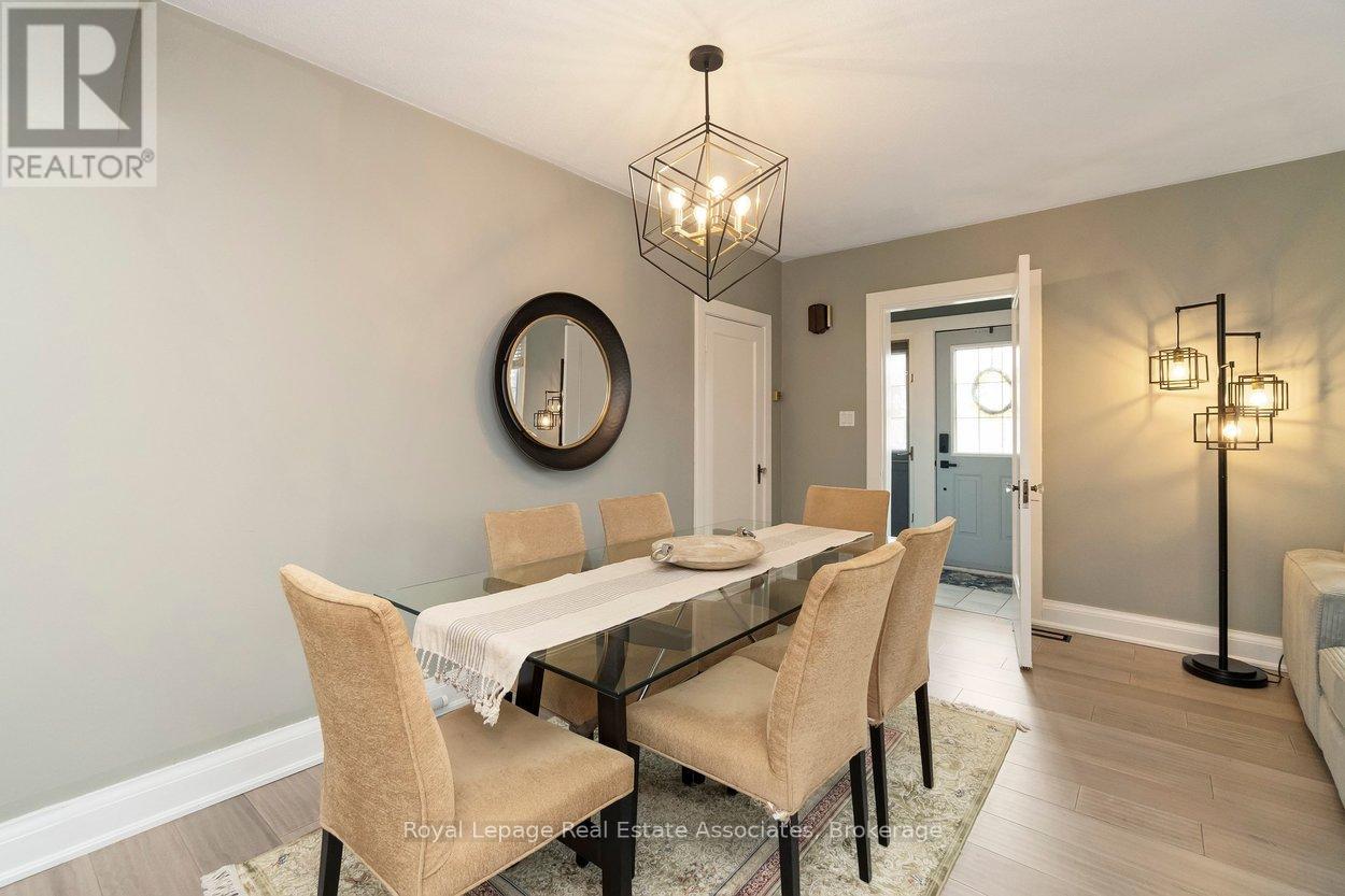 32 Craig Street, Brampton, Ontario  L6Y 1J1 - Photo 6 - W13003720