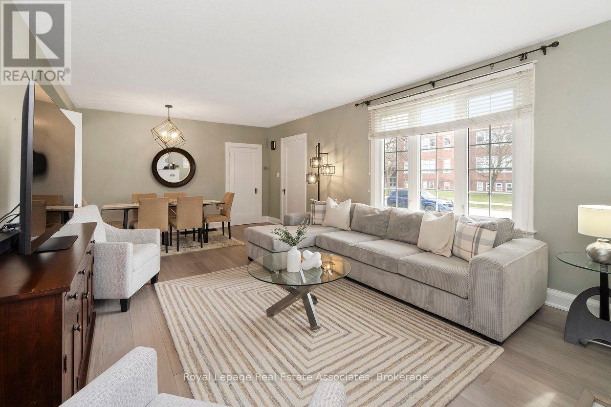 32 Craig Street, Brampton, Ontario  L6Y 1J1 - Photo 8 - W13003720