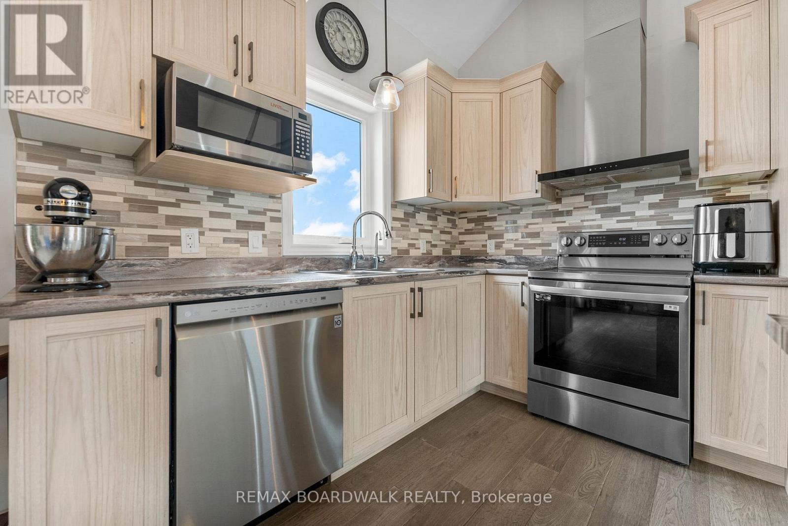 1496 Drummond School Road, Drummond/north Elmsley, Ontario  K7H 0K5 - Photo 13 - X12872072