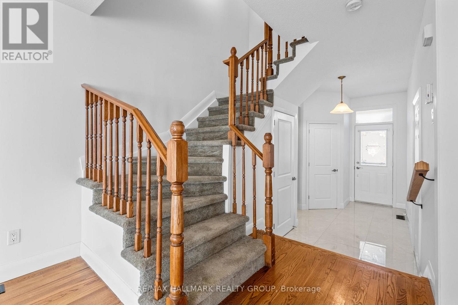 988 Lucille Way, Ottawa, Ontario  K4A 4J2 - Photo 15 - X12947776