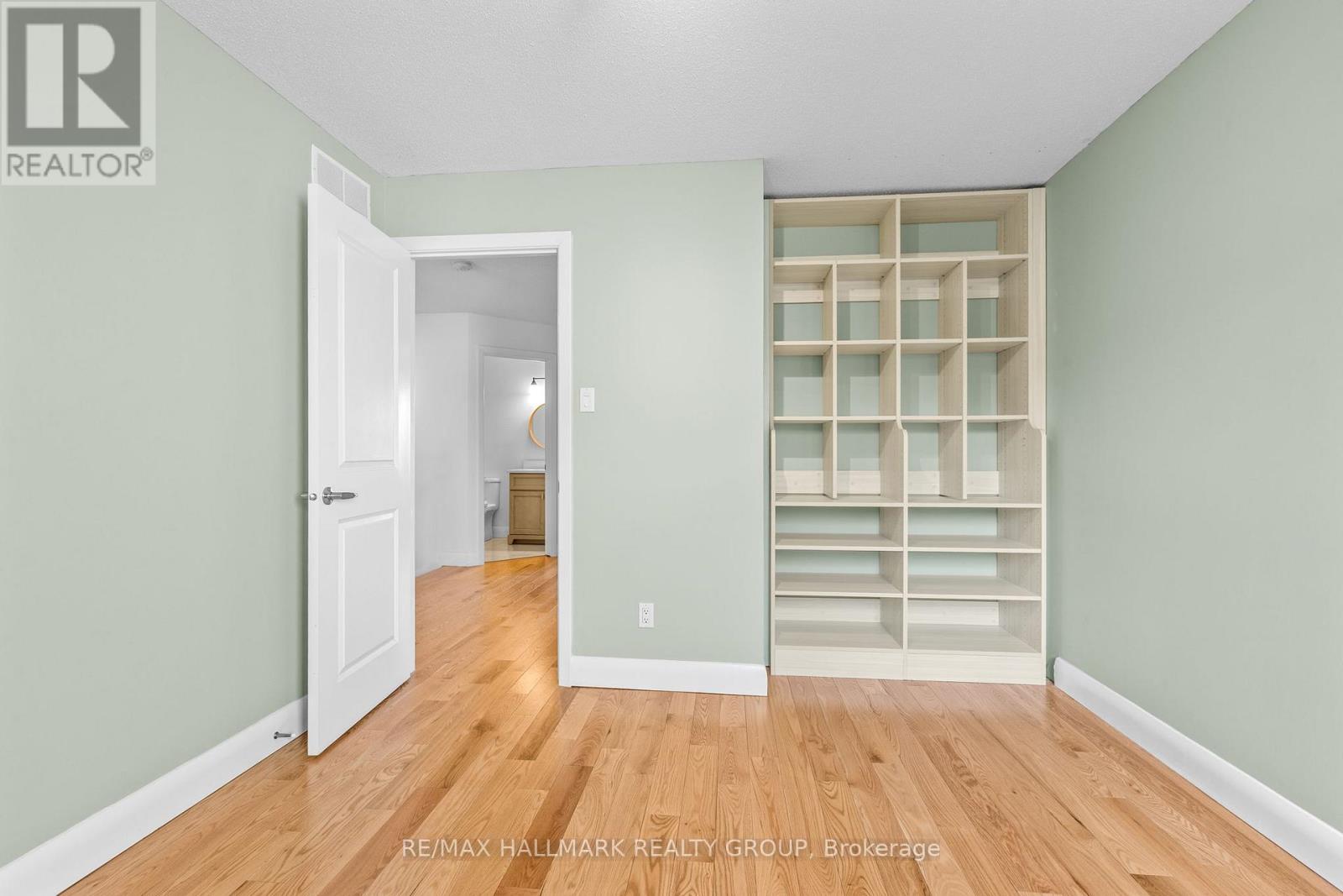 988 Lucille Way, Ottawa, Ontario  K4A 4J2 - Photo 23 - X12947776