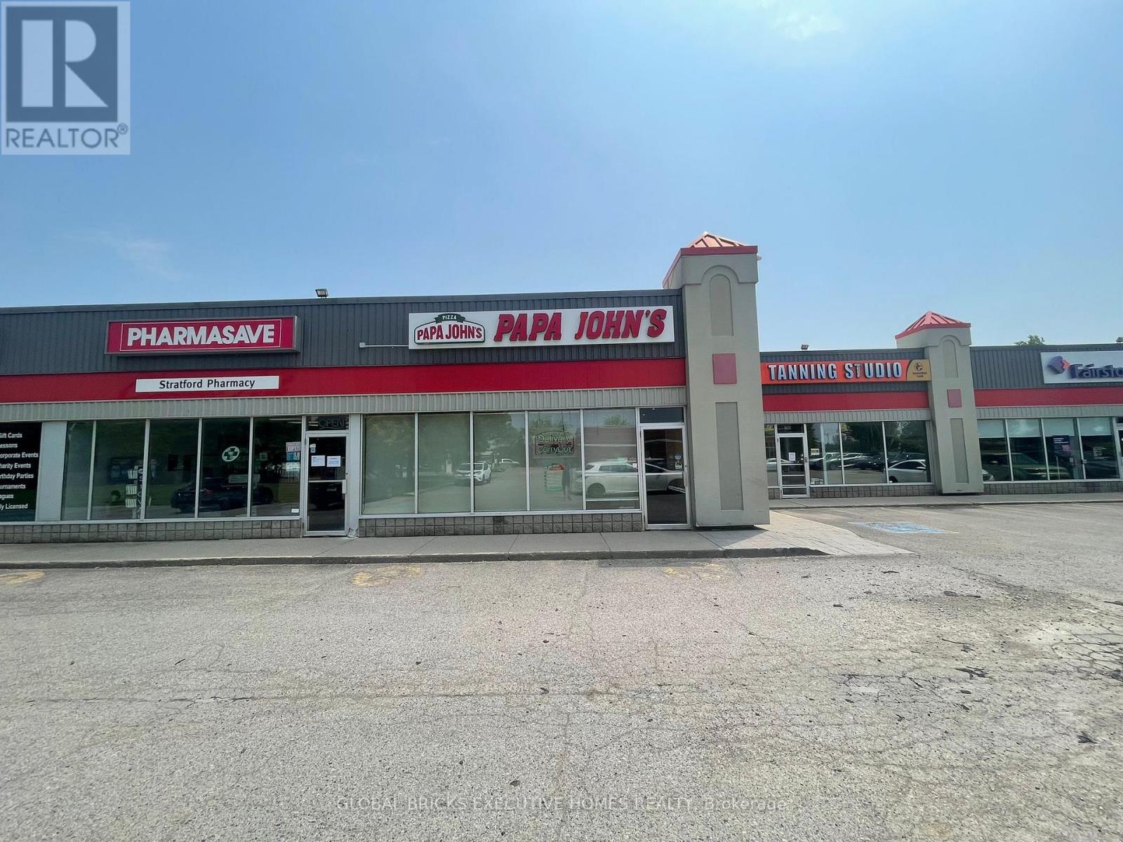 1060 Ontario Street, Stratford, Ontario  N5A 6Z3 - Photo 6 - X12985422