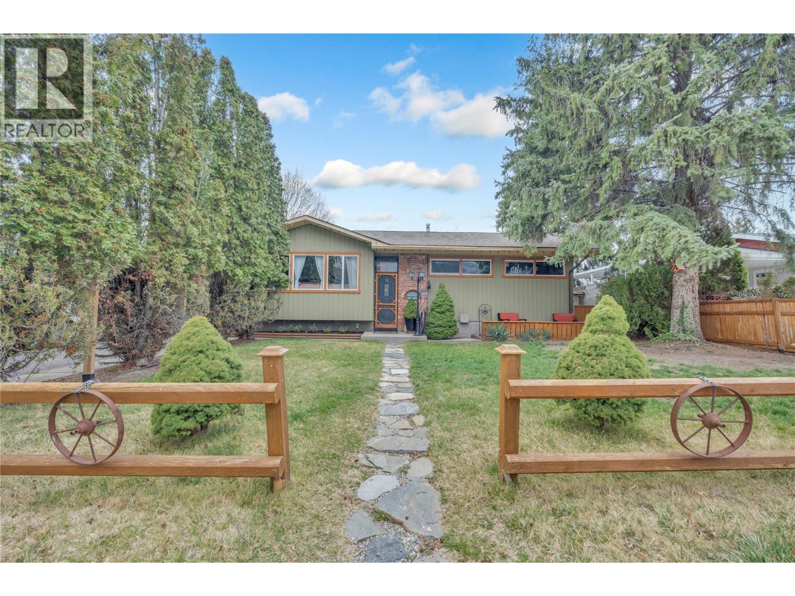2471 McKenzie Street, Penticton, British Columbia