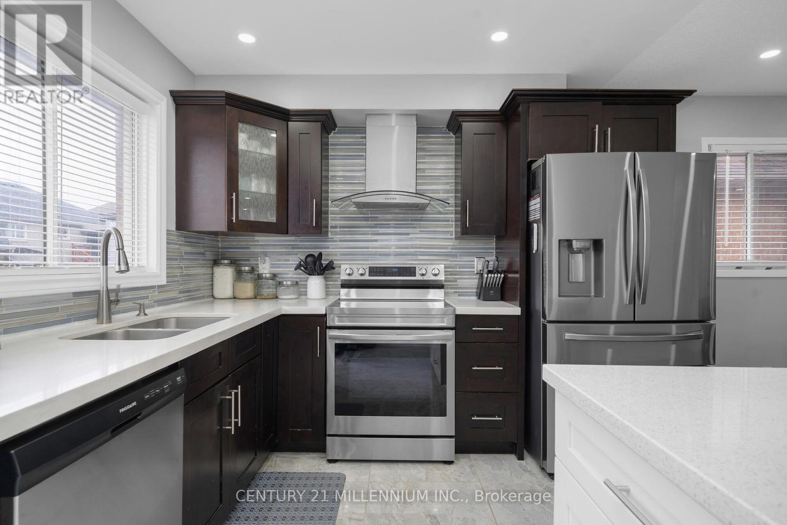 114 Royal Orchard Drive, Brampton, Ontario  L6X 4L4 - Photo 12 - W13011700