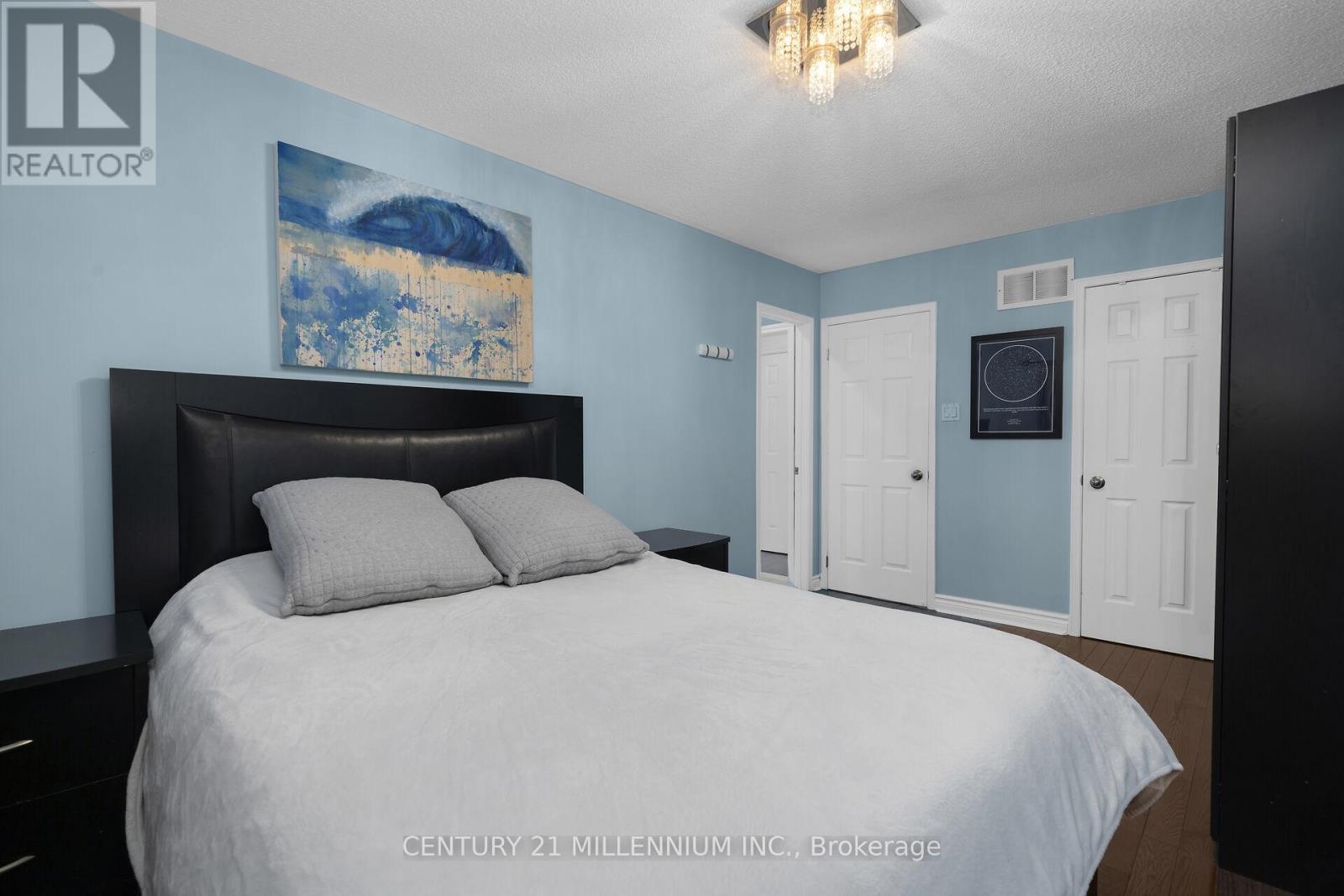 114 Royal Orchard Drive, Brampton, Ontario  L6X 4L4 - Photo 17 - W13011700