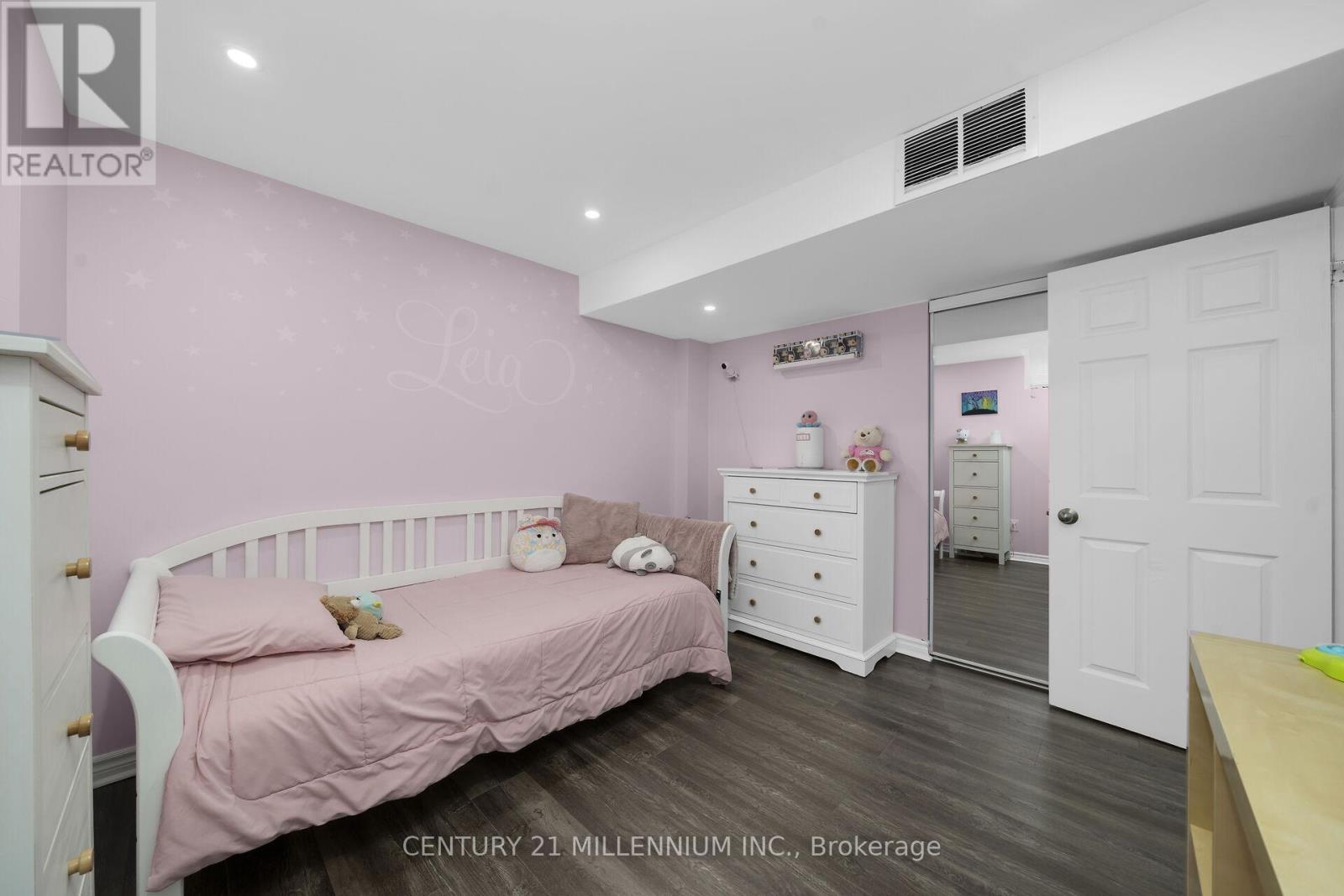 114 Royal Orchard Drive, Brampton, Ontario  L6X 4L4 - Photo 24 - W13011700