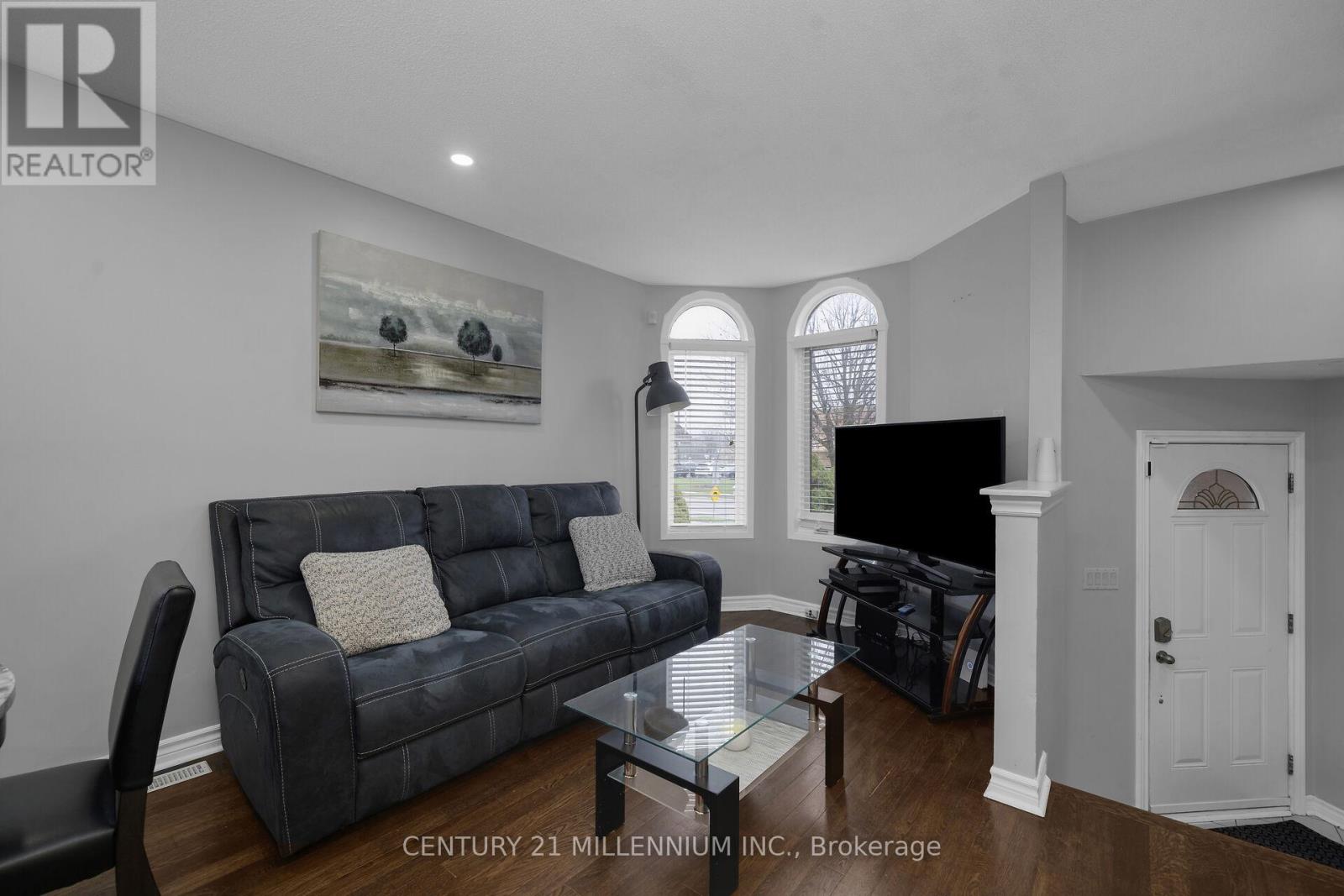 114 Royal Orchard Drive, Brampton, Ontario  L6X 4L4 - Photo 7 - W13011700