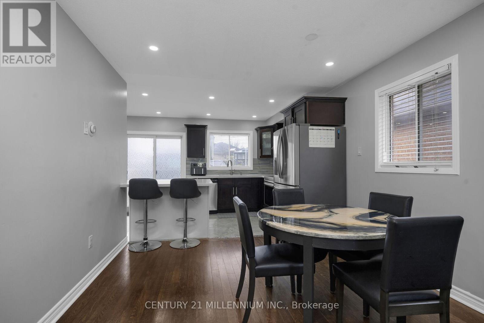 114 Royal Orchard Drive, Brampton, Ontario  L6X 4L4 - Photo 8 - W13011700