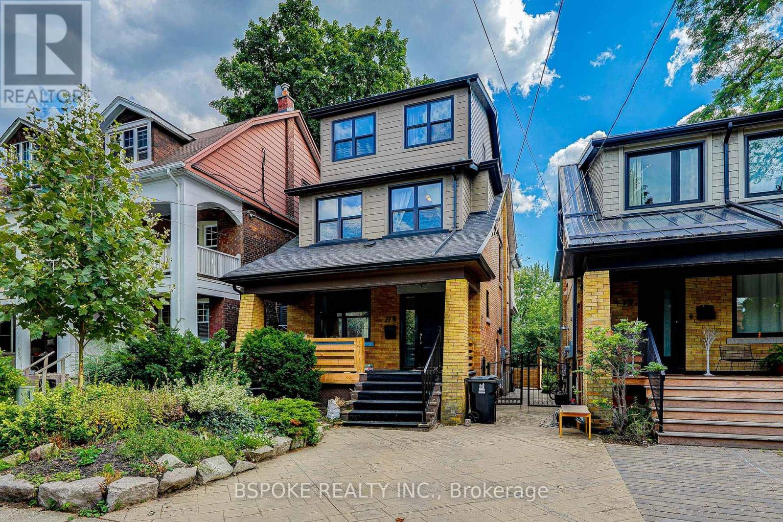 27 ROWLAND STREET, Toronto, Ontario