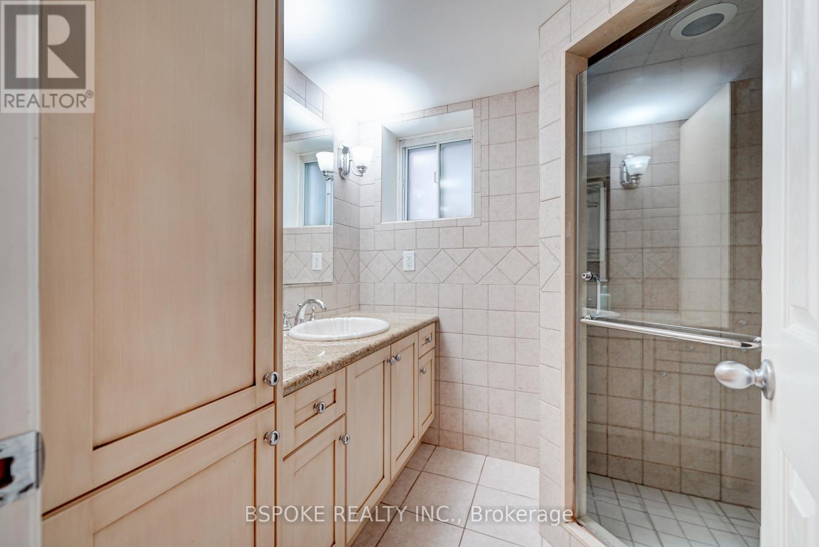 27 Rowland Street, Toronto, Ontario  M6P 1M2 - Photo 32 - W13011748