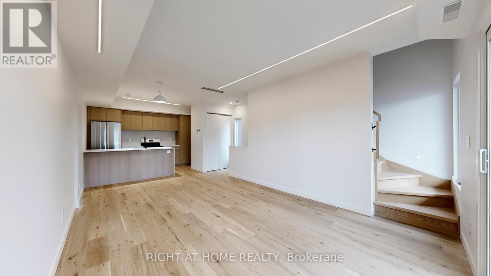 3 - 14 Salem Avenue, Toronto, Ontario  M6H 3C1 - Photo 2 - W13011750