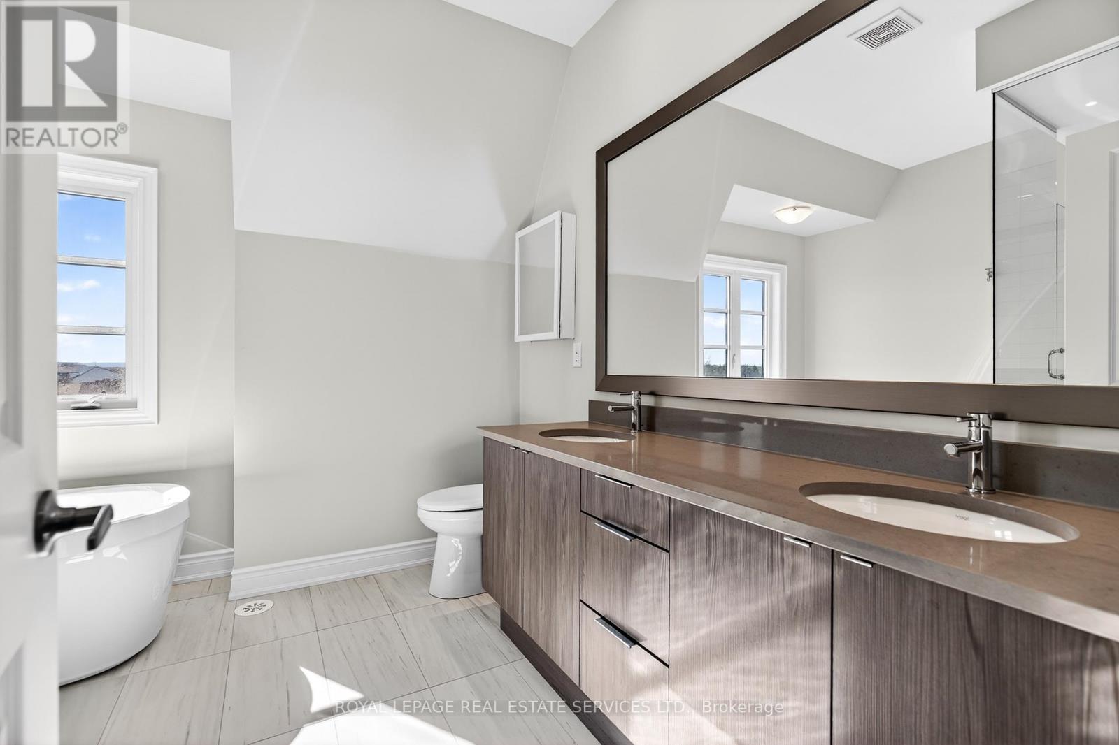 2193 Lillykin Street, Oakville, Ontario  L6H 7H2 - Photo 45 - W13011754