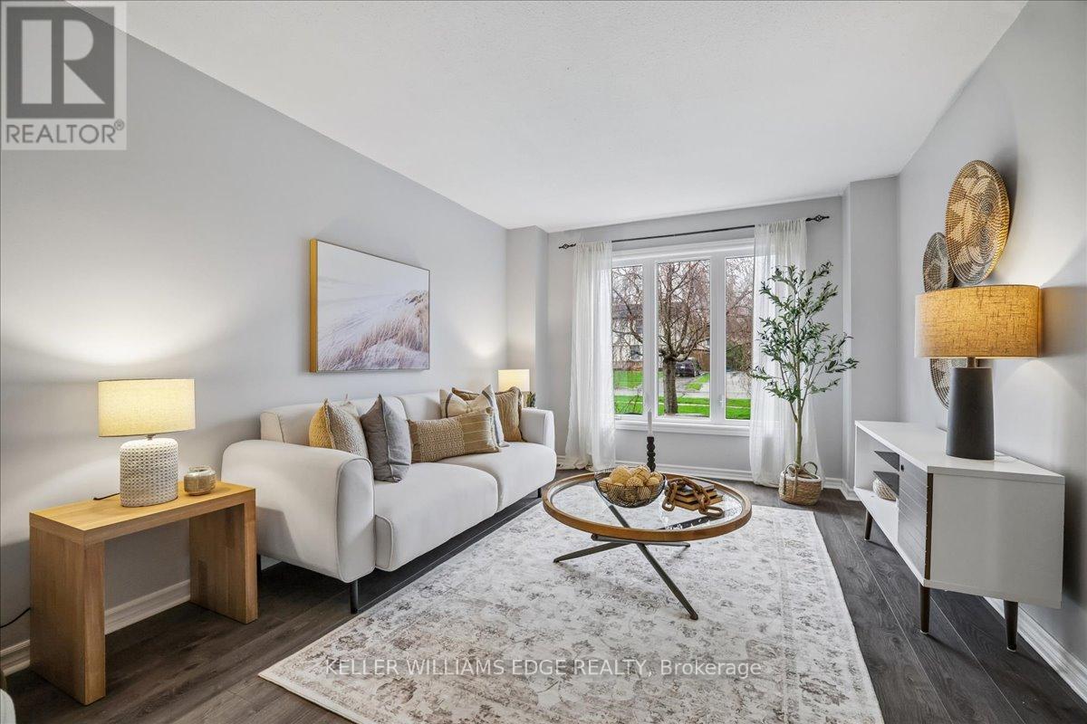 2208 Melissa Crescent, Burlington, Ontario  L7P 4J7 - Photo 5 - W13011772