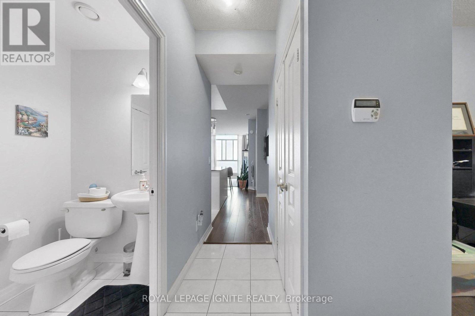 1809 - 225 Webb Drive, Mississauga, Ontario  L5B 4P2 - Photo 12 - W13011794