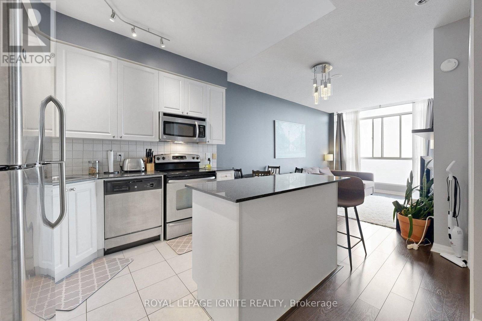 1809 - 225 Webb Drive, Mississauga, Ontario  L5B 4P2 - Photo 14 - W13011794