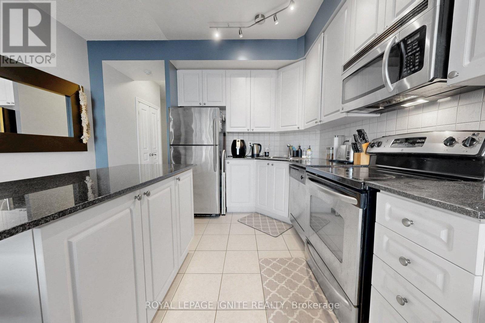 1809 - 225 Webb Drive, Mississauga, Ontario  L5B 4P2 - Photo 18 - W13011794