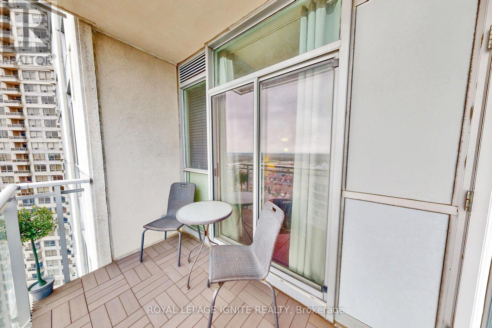 1809 - 225 Webb Drive, Mississauga, Ontario  L5B 4P2 - Photo 36 - W13011794