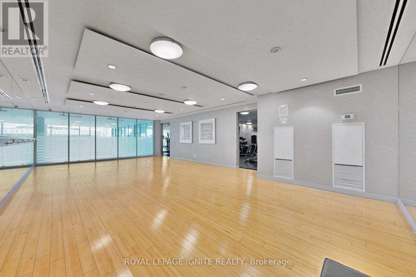 1809 - 225 Webb Drive, Mississauga, Ontario  L5B 4P2 - Photo 39 - W13011794