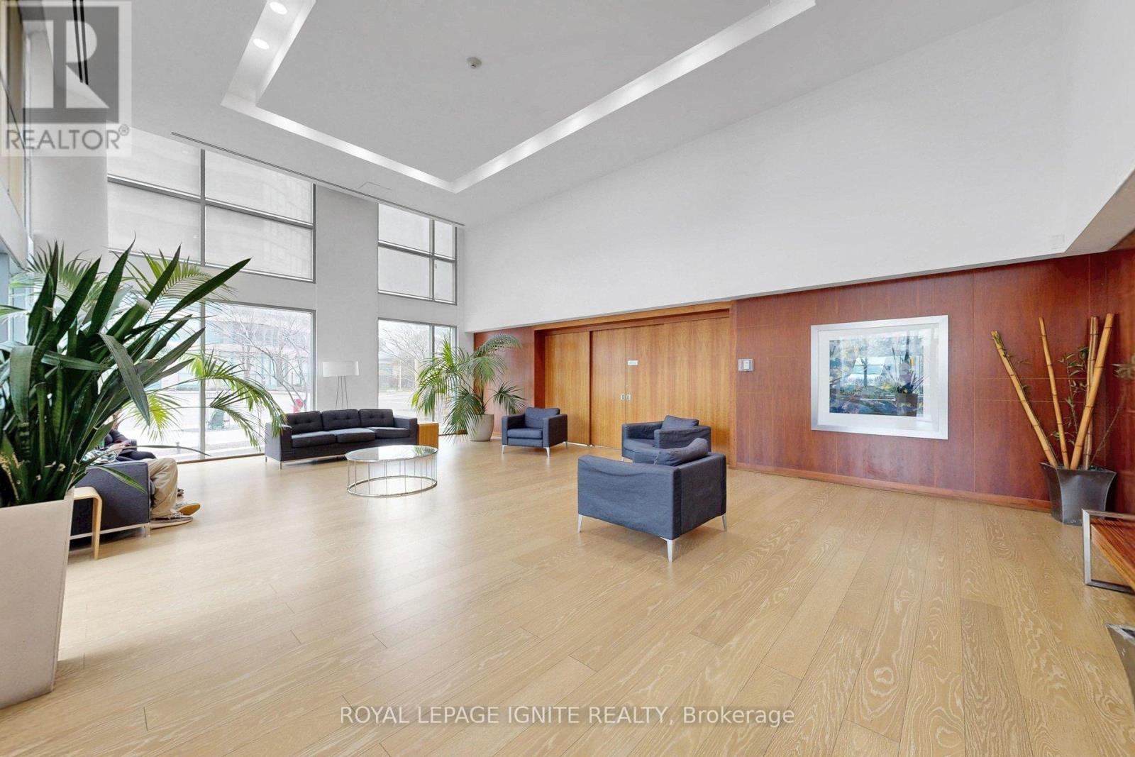 1809 - 225 Webb Drive, Mississauga, Ontario  L5B 4P2 - Photo 4 - W13011794