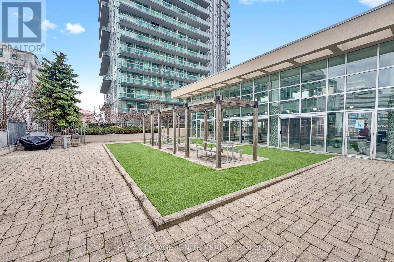 1809 - 225 Webb Drive, Mississauga, Ontario  L5B 4P2 - Photo 50 - W13011794