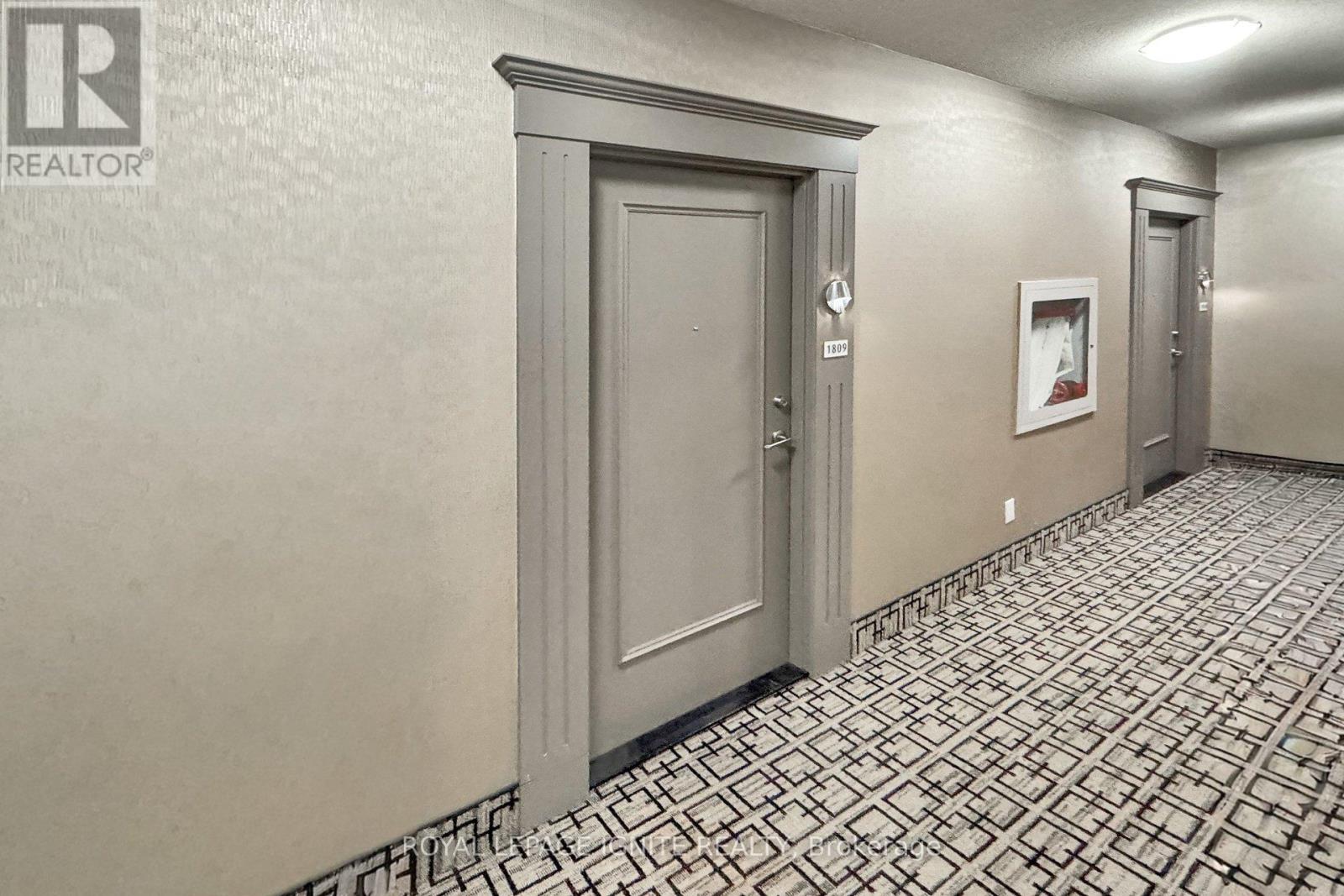 1809 - 225 Webb Drive, Mississauga, Ontario  L5B 4P2 - Photo 8 - W13011794