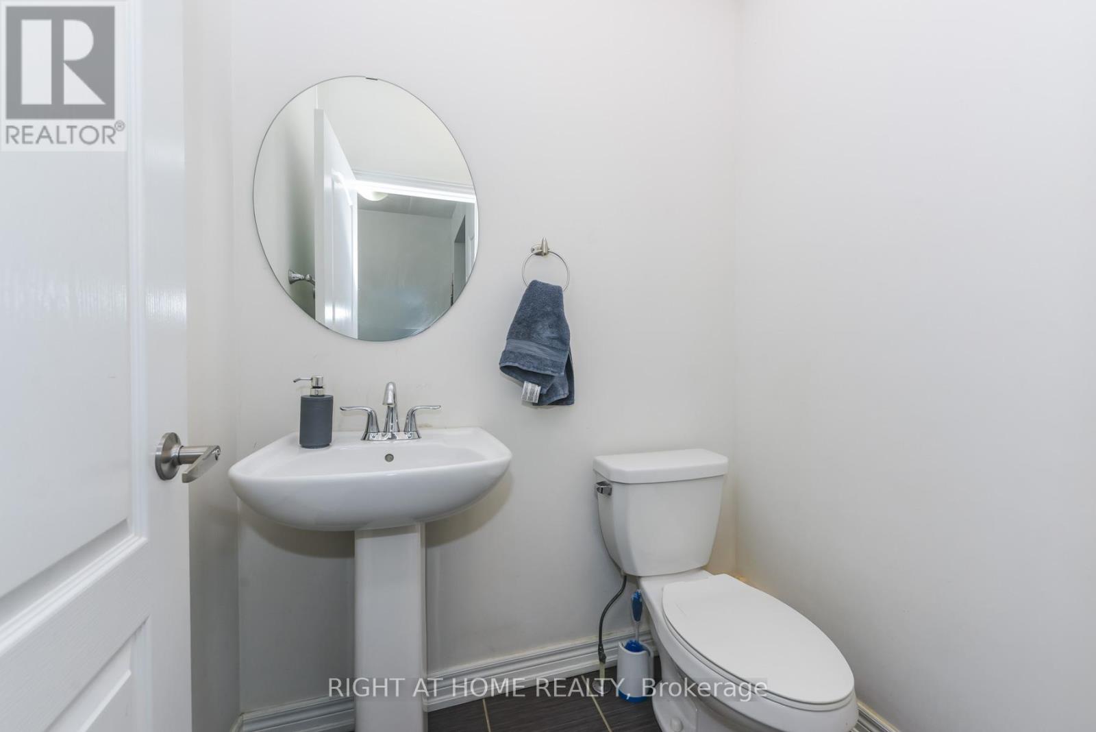 36 Spokanne Street, Brampton, Ontario  L6R 4A2 - Photo 10 - W13011818