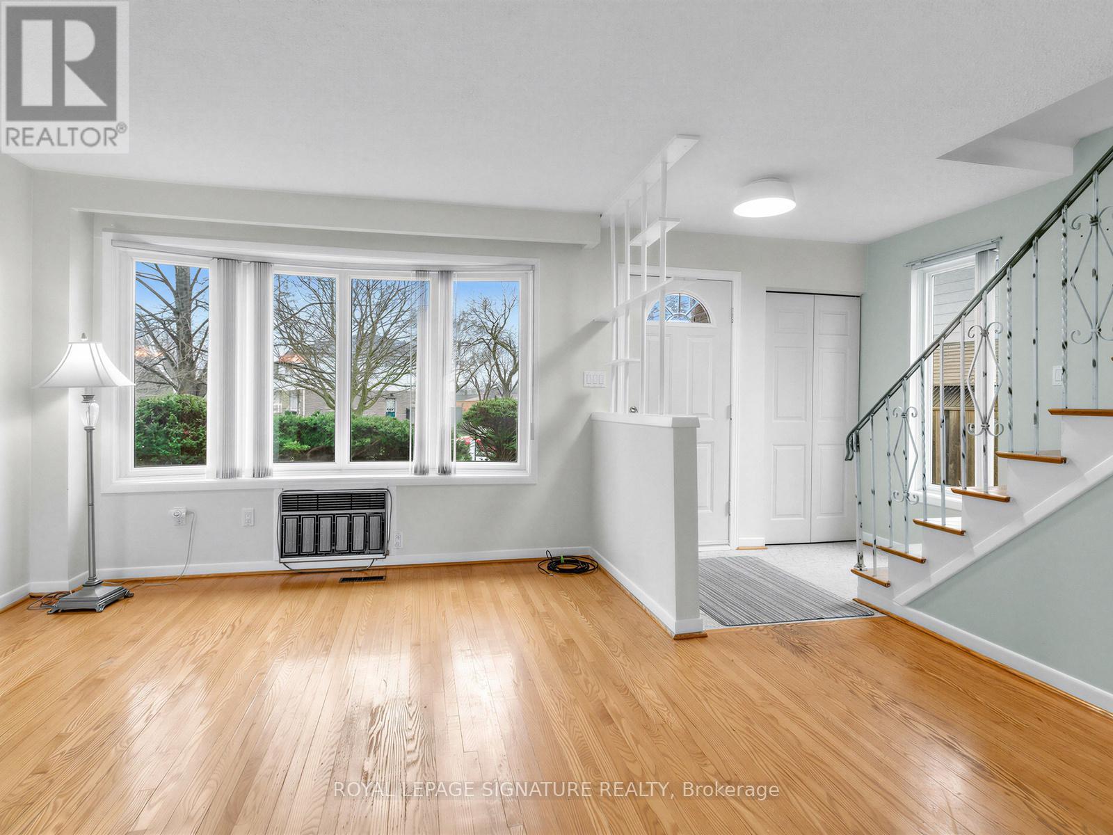 3193 Corrigan Drive, Mississauga, Ontario  L4Y 3C5 - Photo 12 - W13011842