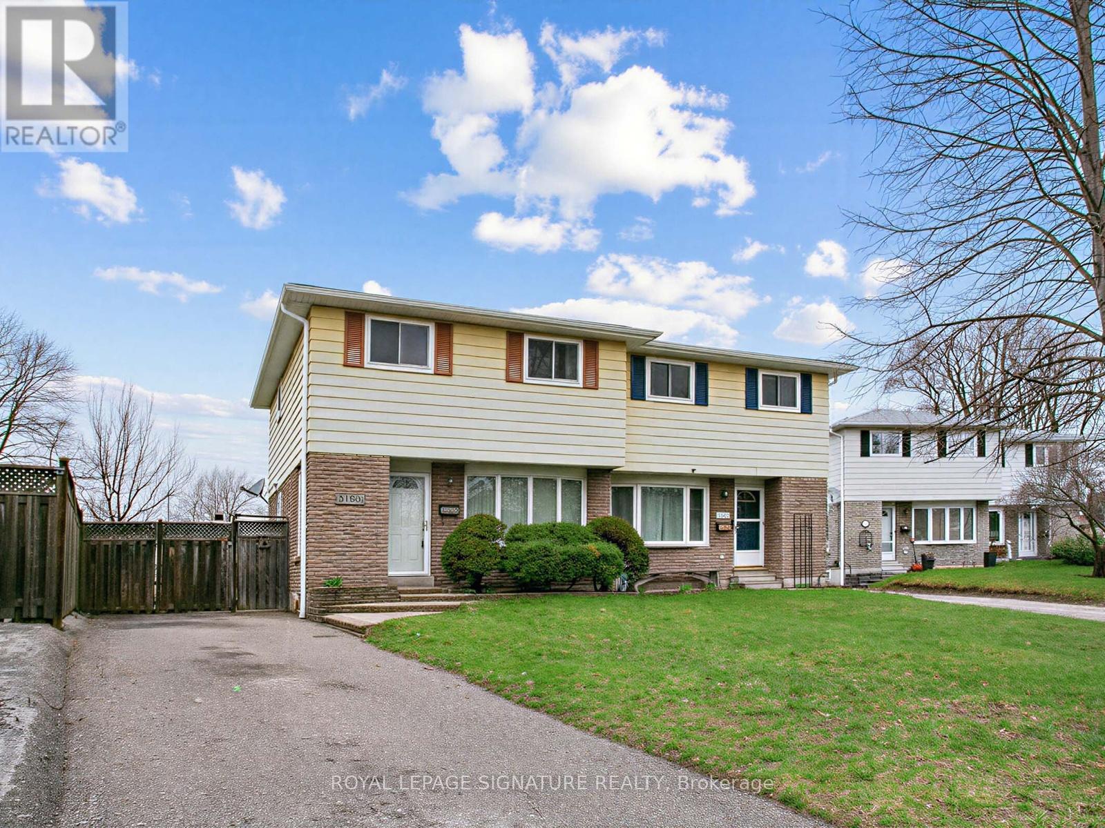 3193 Corrigan Drive, Mississauga, Ontario  L4Y 3C5 - Photo 2 - W13011842