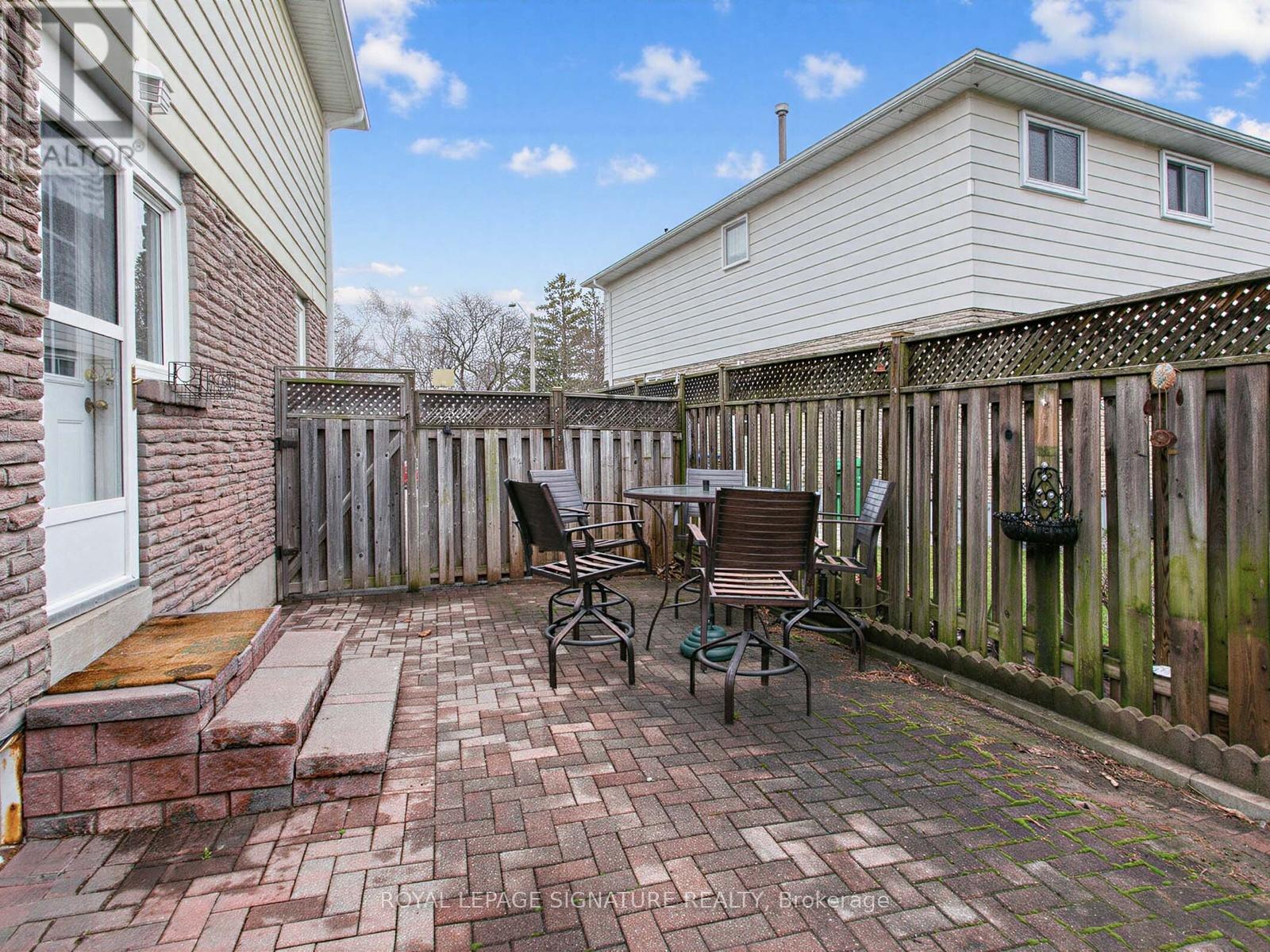 3193 Corrigan Drive, Mississauga, Ontario  L4Y 3C5 - Photo 29 - W13011842