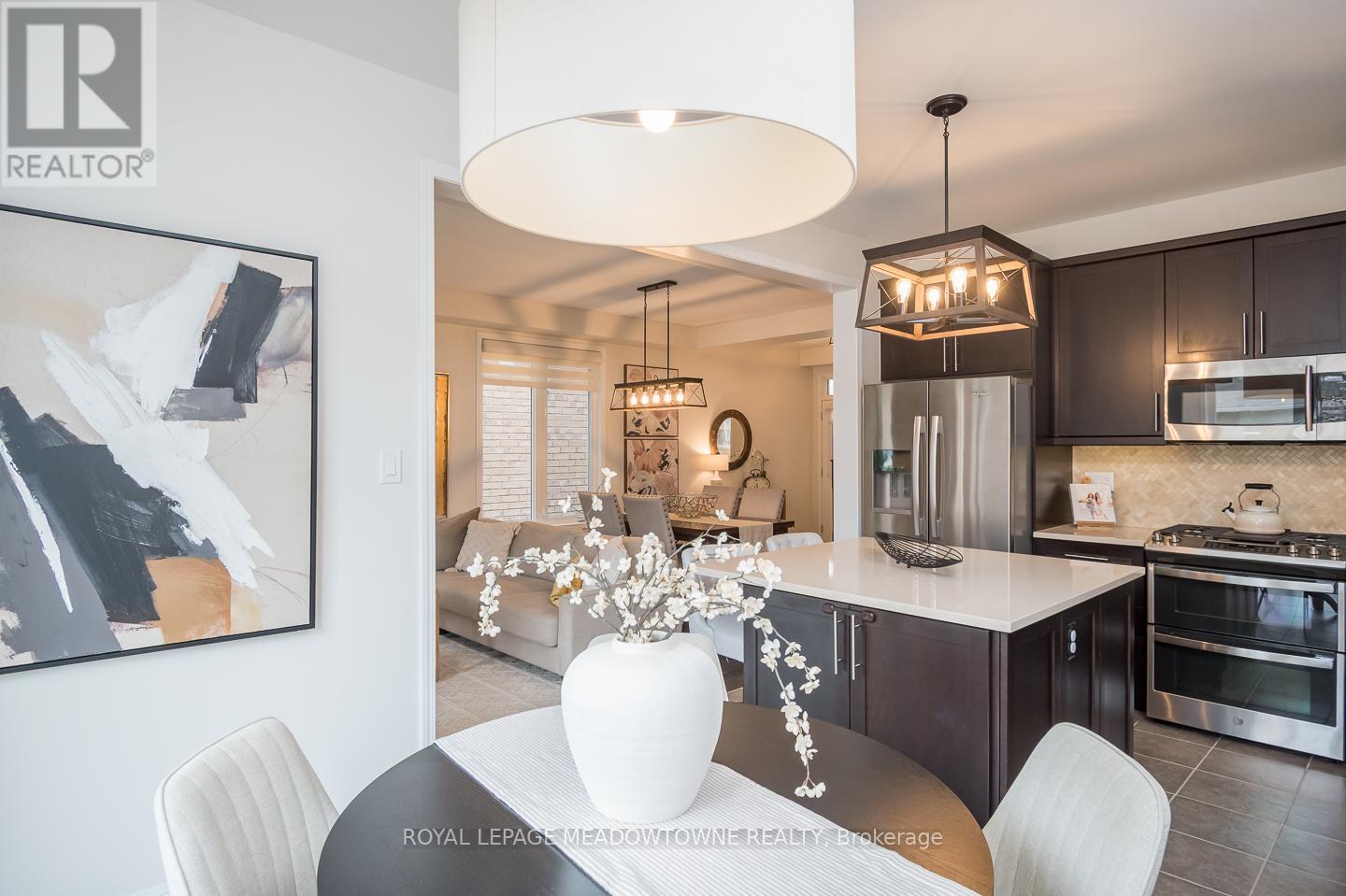 1031 Solomon Court, Milton, Ontario  L9T 8G9 - Photo 13 - W13011866