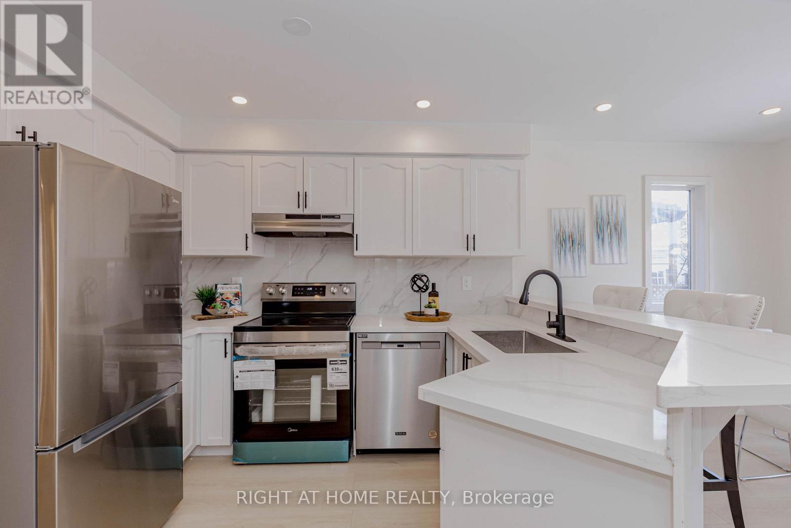 21 Carabram Court, Brampton, Ontario  L6X 4M2 - Photo 14 - W13011894