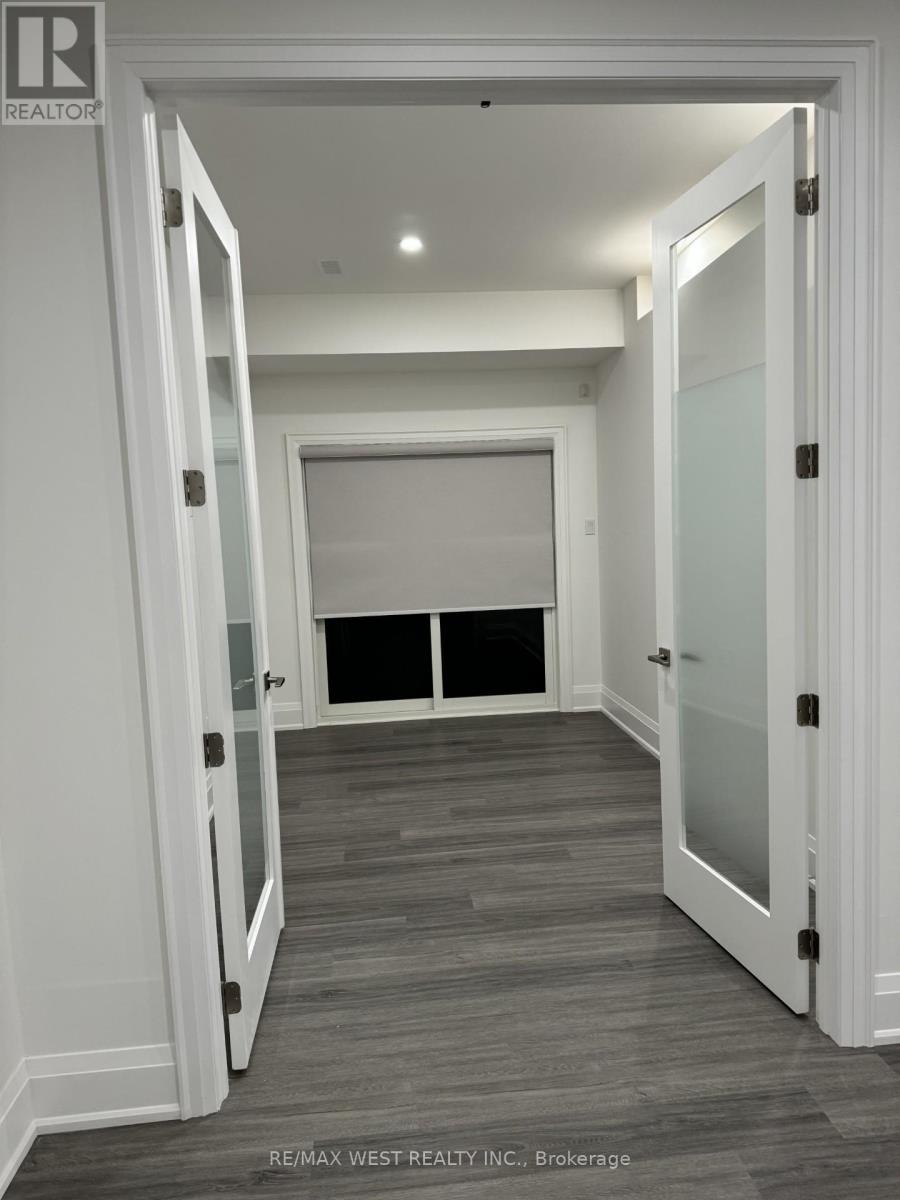 Lower - 21 Antonio Court, Toronto, Ontario  M9L 0A4 - Photo 4 - W13011922