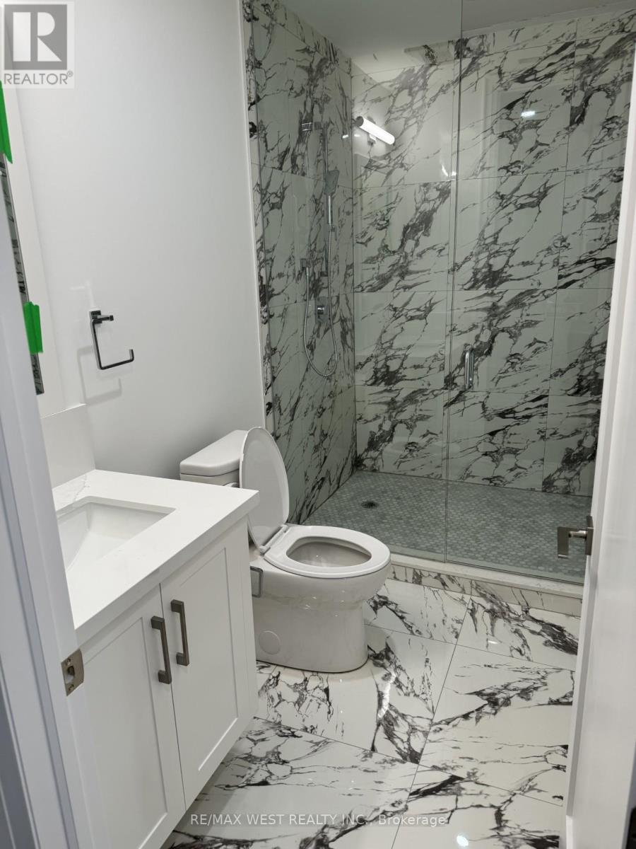 Lower - 21 Antonio Court, Toronto, Ontario  M9L 0A4 - Photo 7 - W13011922