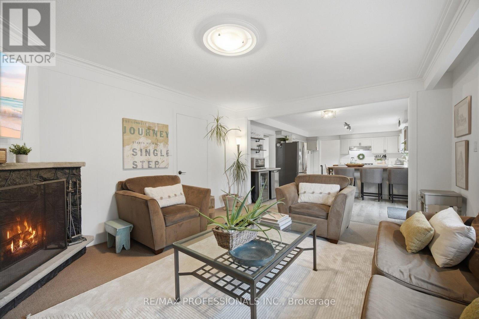 16 Cherry Post Crescent, Toronto, Ontario  M9C 2K1 - Photo 20 - W13011924