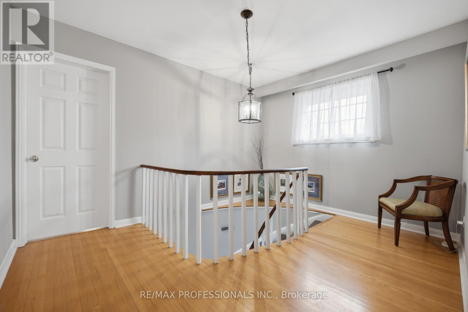 16 Cherry Post Crescent, Toronto, Ontario  M9C 2K1 - Photo 23 - W13011924