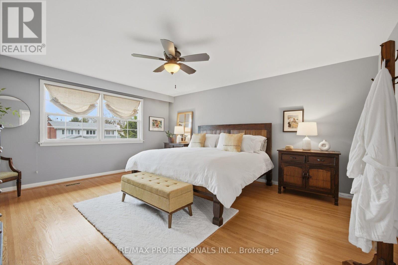 16 Cherry Post Crescent, Toronto, Ontario  M9C 2K1 - Photo 24 - W13011924