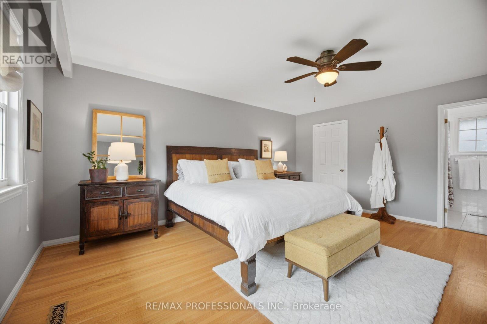 16 Cherry Post Crescent, Toronto, Ontario  M9C 2K1 - Photo 25 - W13011924