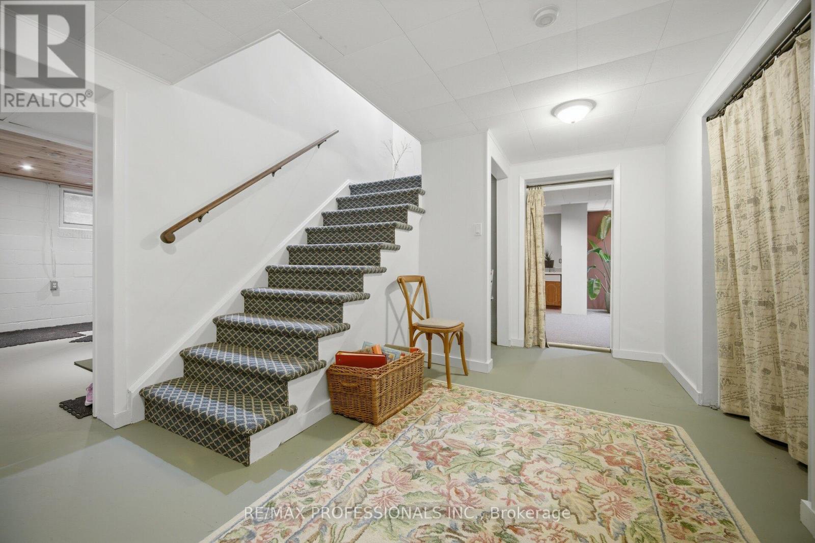 16 Cherry Post Crescent, Toronto, Ontario  M9C 2K1 - Photo 32 - W13011924