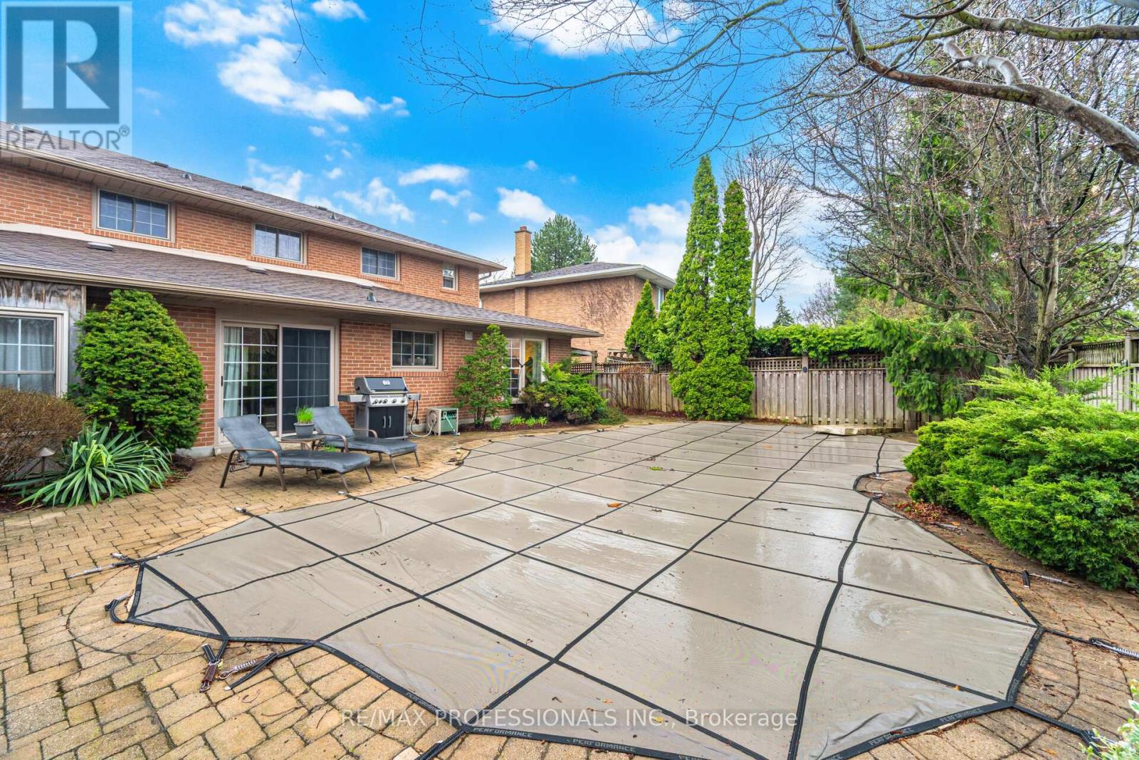 16 Cherry Post Crescent, Toronto, Ontario  M9C 2K1 - Photo 38 - W13011924