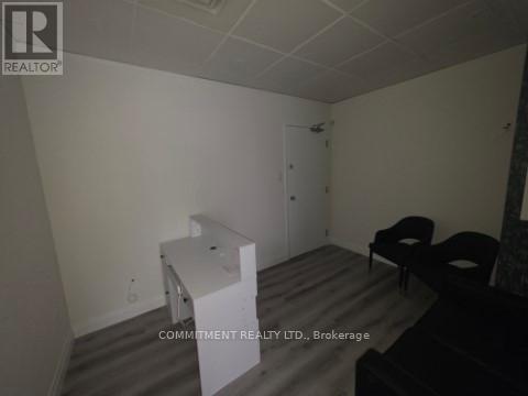 302 - 2100 Finch Avenue W, Toronto, Ontario  M3N 2Z9 - Photo 5 - W13011950