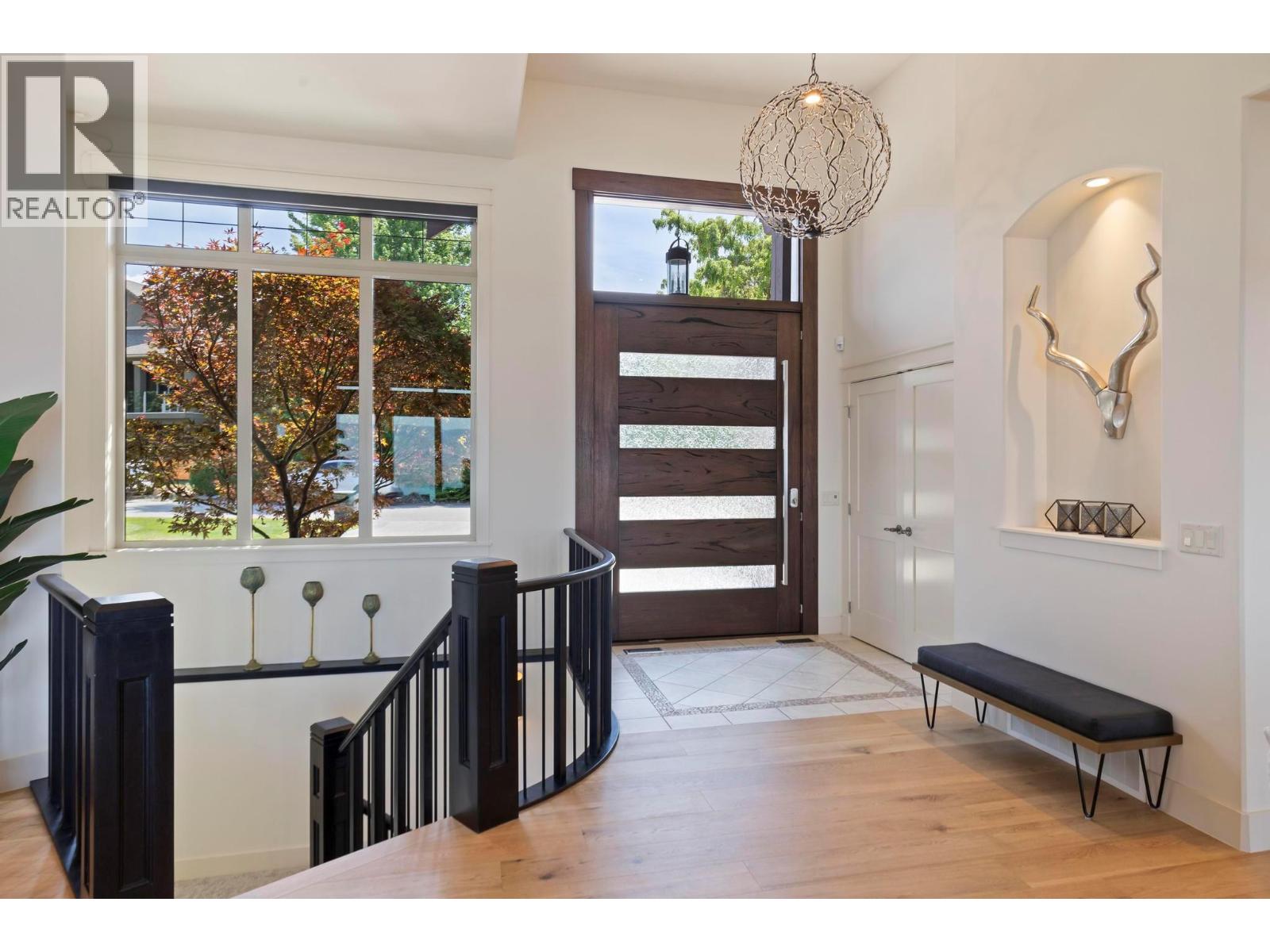 722 Kuipers Crescent, Kelowna, British Columbia  V1W 5B2 - Photo 7 - 10383351