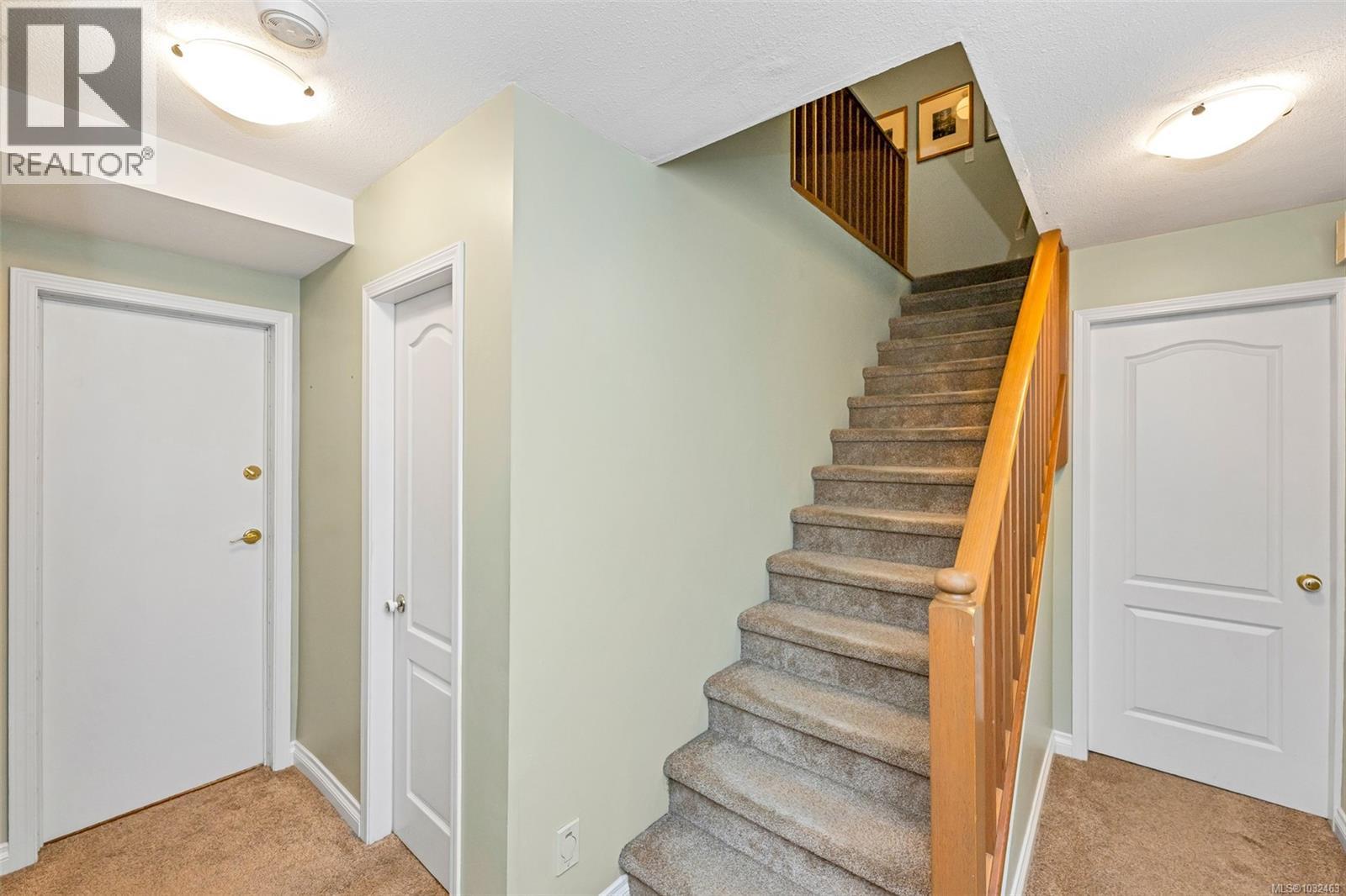 2624 Forbes St, Victoria, British Columbia  V8R 4C1 - Photo 43 - 1032463