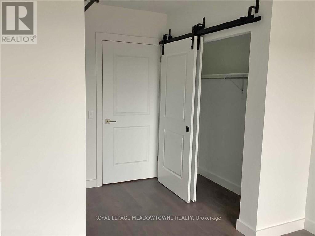 1304 - 15 Glebe Street E, Cambridge, Ontario  N1S 0C3 - Photo 10 - X12975206