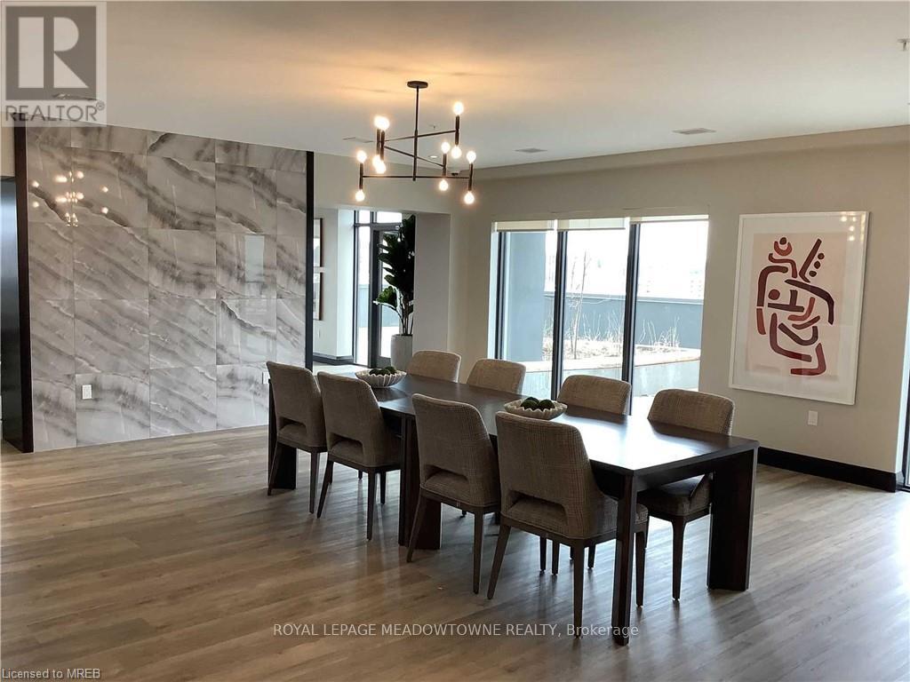 1304 - 15 Glebe Street E, Cambridge, Ontario  N1S 0C3 - Photo 17 - X12975206