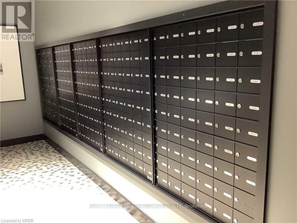 1304 - 15 Glebe Street E, Cambridge, Ontario  N1S 0C3 - Photo 23 - X12975206