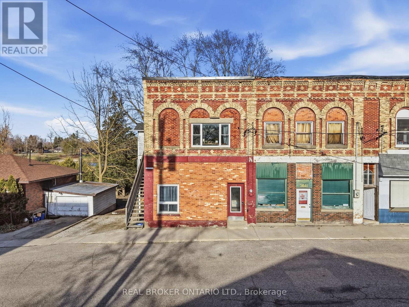 2039 VICTORIA STREET, Howick, Ontario