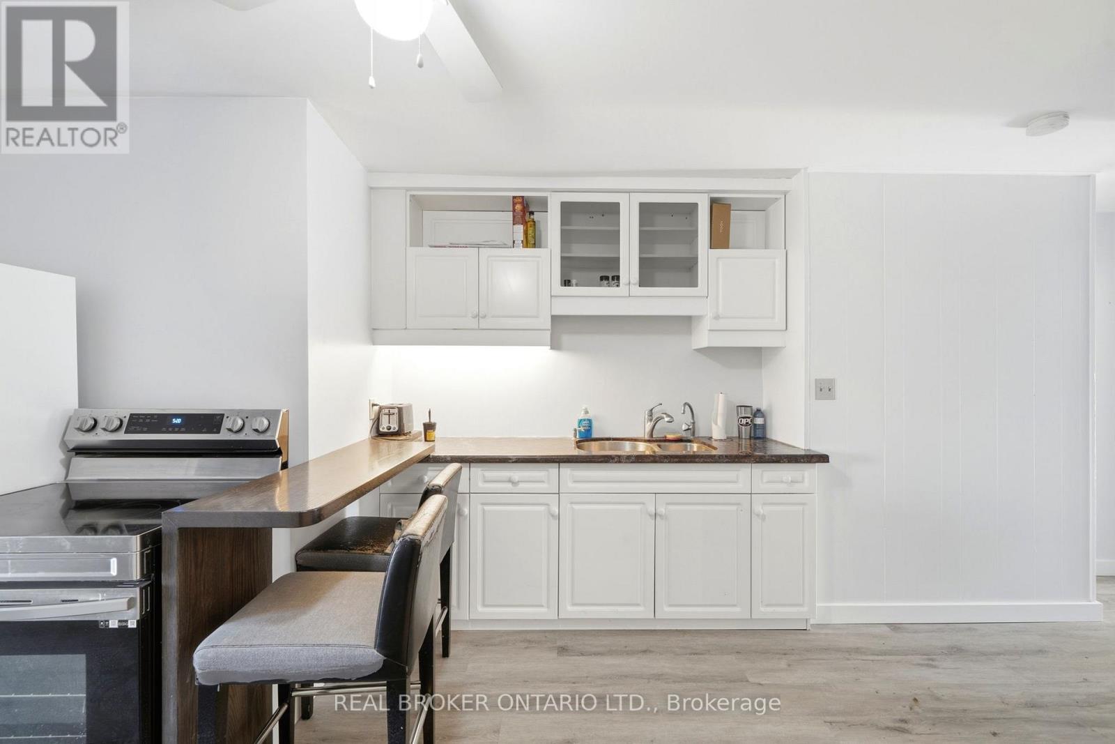 2039 Victoria Street, Howick, Ontario  N0G 1X0 - Photo 11 - X13011726