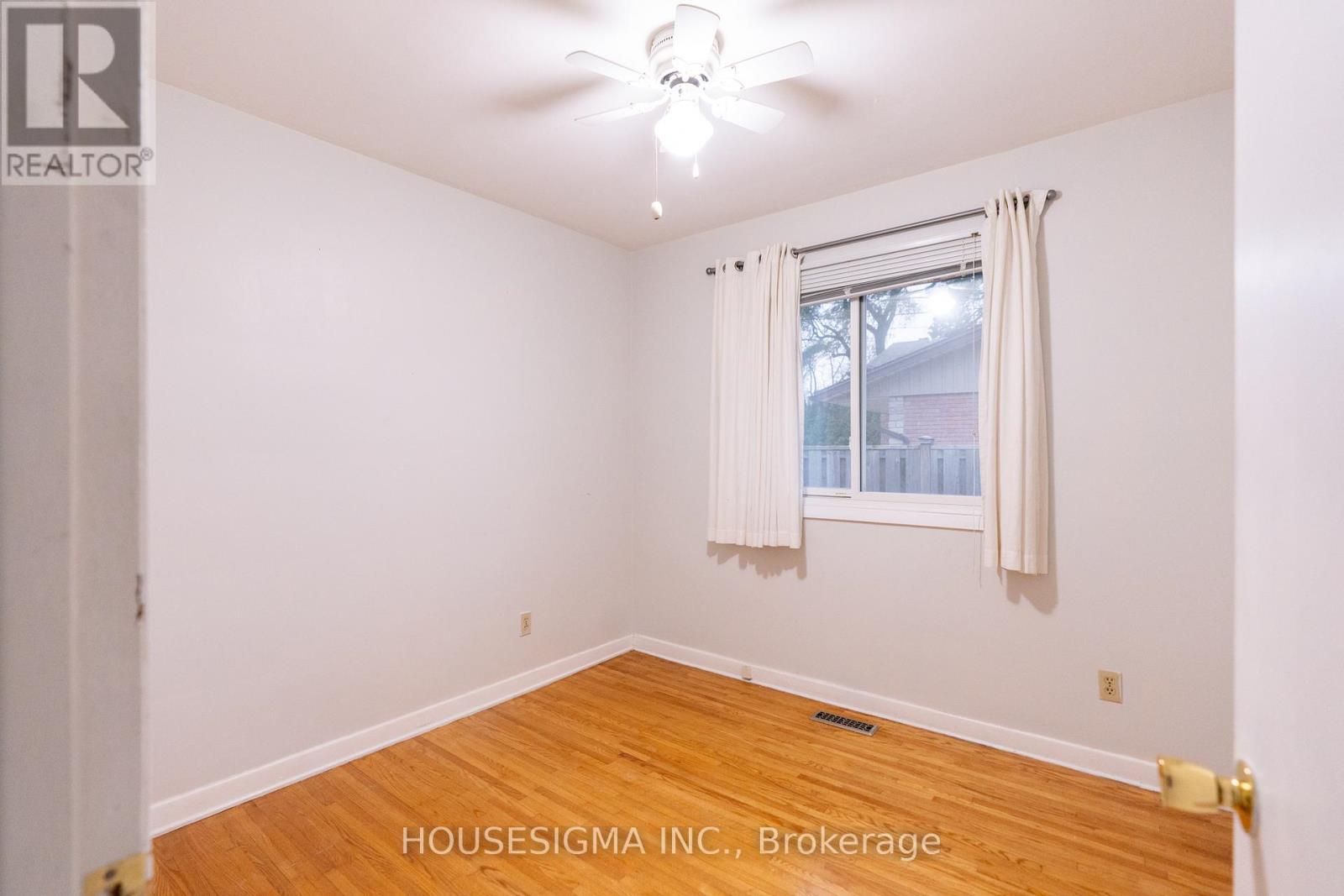 1 Cherrylane Drive N, St. Catharines, Ontario  L2M 2H7 - Photo 17 - X13011856