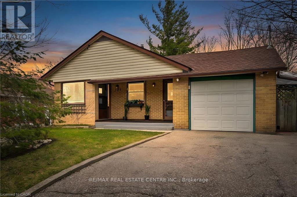 155 HUNGERFORD ROAD, Cambridge, Ontario